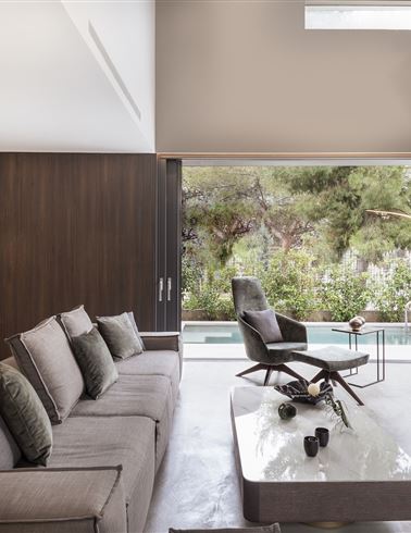 XV House