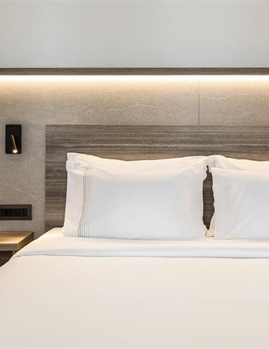 Sun Rocks Luxury Suites