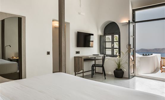 Sun Rocks Luxury Suites