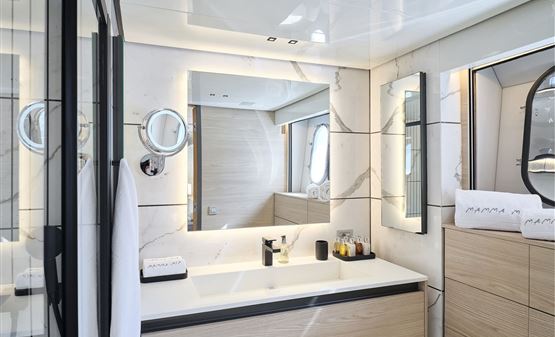 M/Y Mamma Mia superyacht