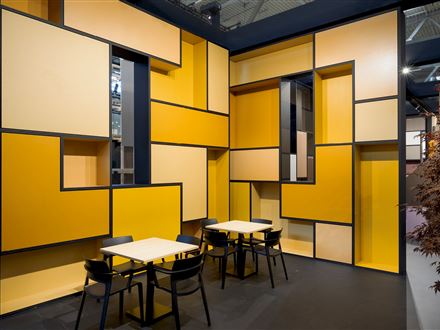 Interzum